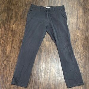 Arturo Calle size 32 low rise women’s Gray Pants